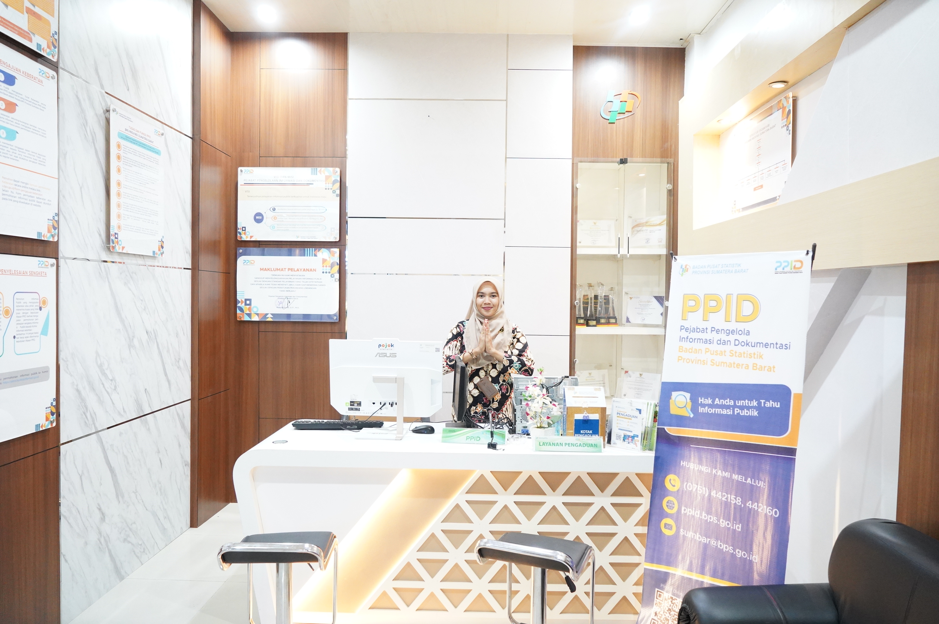 Ruang PPID petugas